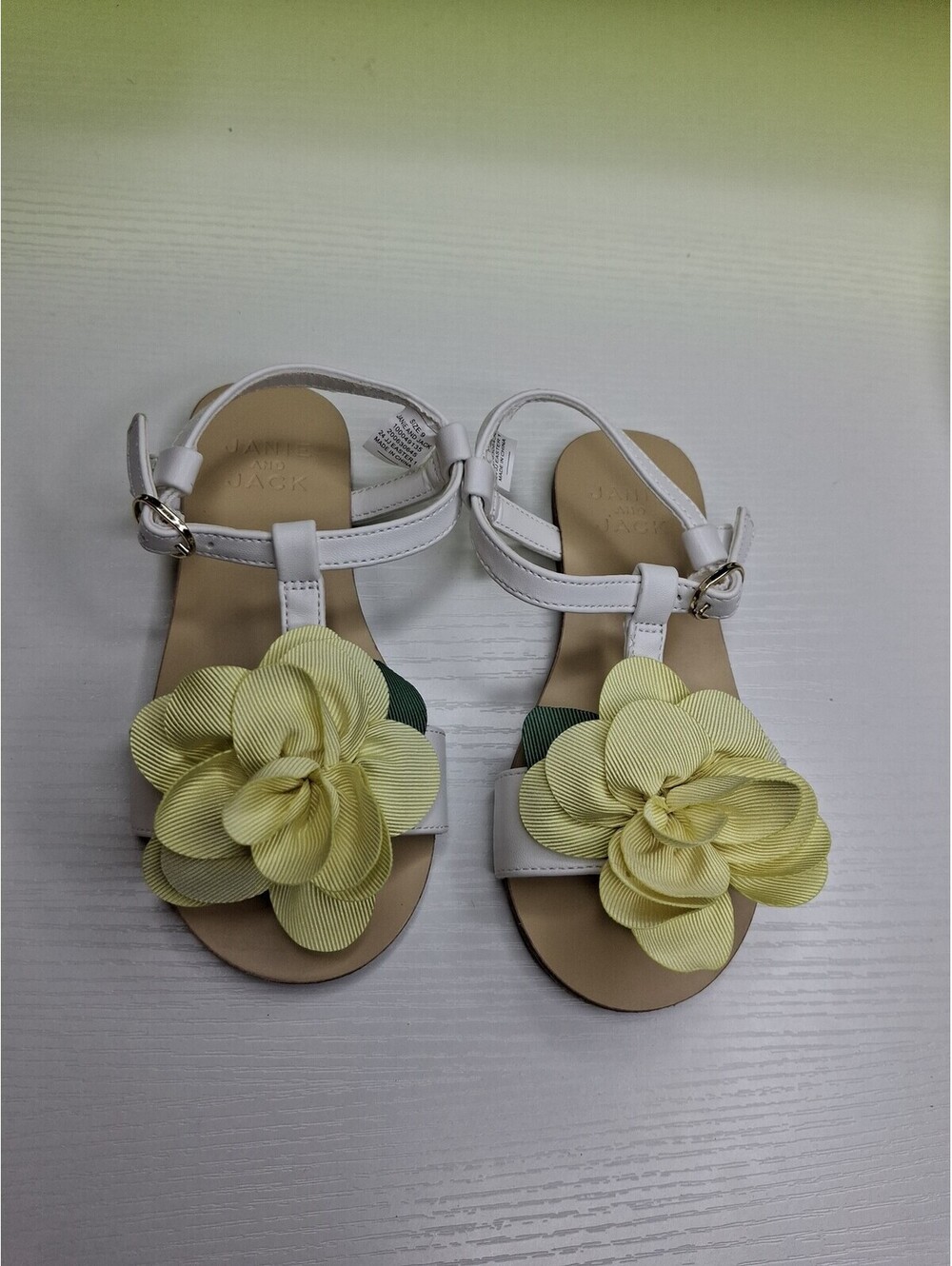 Janie and Jack Girls Sandals NWOT size 9